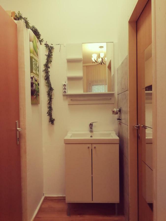 Jungle Apartment Vienna Self Check-In Exterior photo